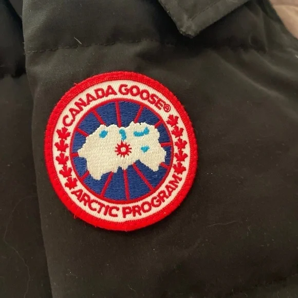 Canada Goose down jacket - Picture 5 of 5